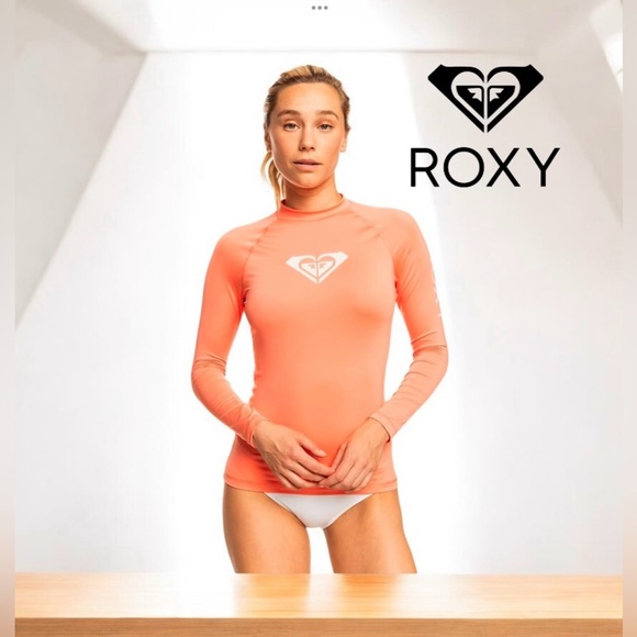 NWOT, ROXY, Rashguard Sleeves Long Dermoprotector Whole Hearted, Medium, Coral - Picture 1 of 10